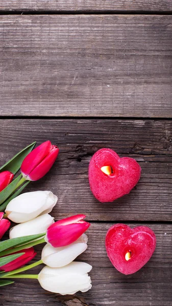 Mumlar yanan kırmızı