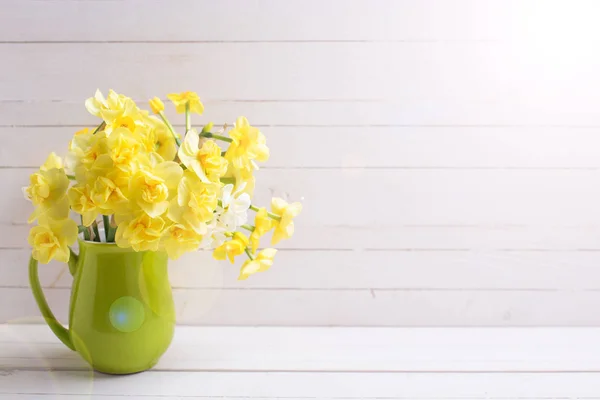 Narcisos de primavera amarillos — Foto de Stock