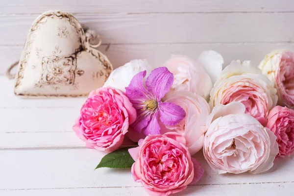 甜美的粉色玫瑰 — 图库照片