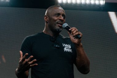 Köln, Almanya - 28 Haziran 2019: Idris Elba (* 1972, İngiliz aktör, DJ ve şarkıcı - The Fast & The Furious), Fast & Furious Hobbs & Shaw 'ın Ccxp Köln' deki son film fragmanının dünya prömiyeri.