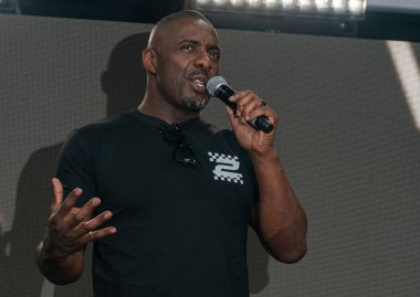 Köln, Almanya - 28 Haziran 2019: Idris Elba (* 1972, İngiliz aktör, DJ ve şarkıcı - The Fast & The Furious), Fast & Furious Hobbs & Shaw 'ın Ccxp Köln' deki son film fragmanının dünya prömiyeri.
