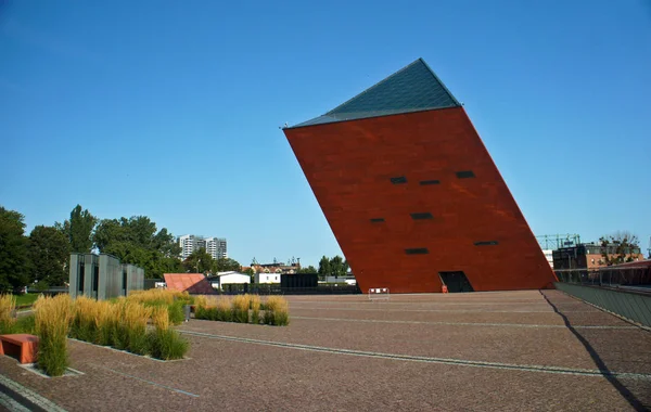10 de Agosto de 2019, Gdansk, Polónia - Museu da Segunda Guerra Mundial em Gdansk, Polónia . — Fotografia de Stock