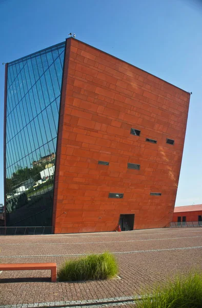 10 de Agosto de 2019, Gdansk, Polónia - Museu da Segunda Guerra Mundial em Gdansk, Polónia . — Fotografia de Stock