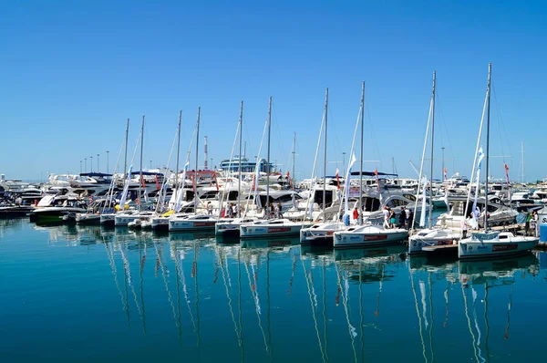 Yates en el puerto de Sochi. — Foto de Stock