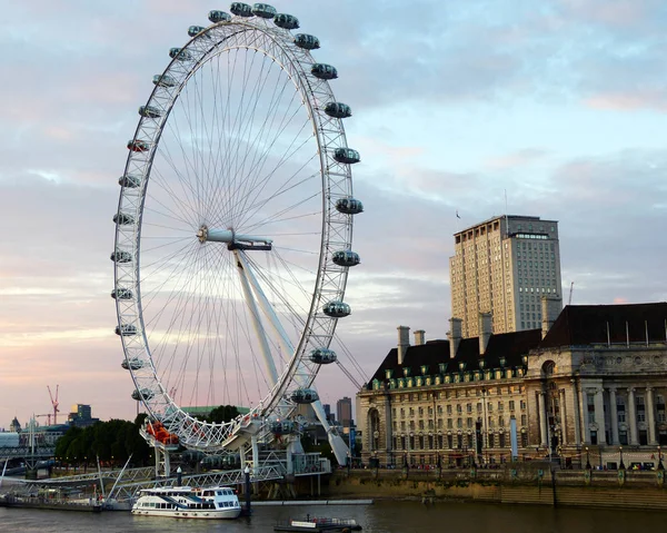 Londen Engeland Juni 2014 London Eye Bij Zonsondergang — Stockfoto