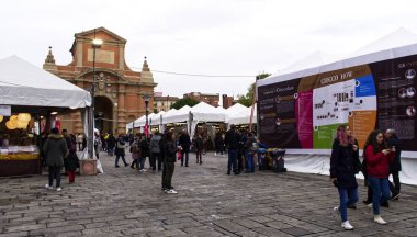 Bologna / İtalya - 23 Kasım 2019: Cioccoshow, Bologna. Cioccoshow İtalya 'daki en önemli çikolata sergisidir..