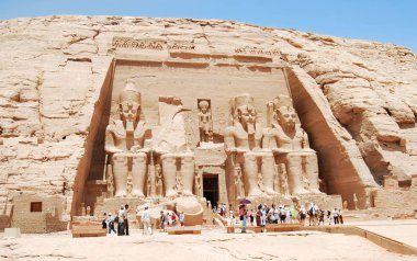 Meşhur Abu Simbel tapınağı. Mısır