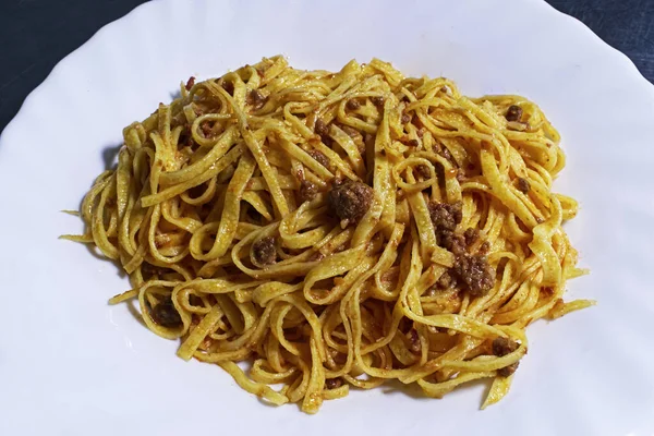 Dish Italienska Tagliolini Med Bolognese Sås Tagliolini Alla Bolognese — Stockfoto