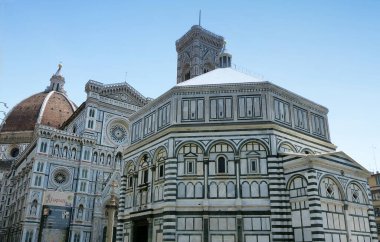 Floransa / İtalya - 30 Haziran 2016: Floransa Katedrali veya Duomo di Firenze, Santa Maria del Fiore.