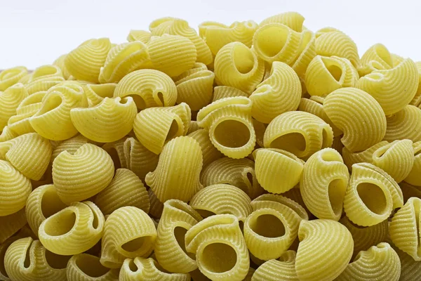 Pipe Rigate Pasta Macarrão Cru Italiano Tubo Forrado Isolado Branco — Fotografia de Stock