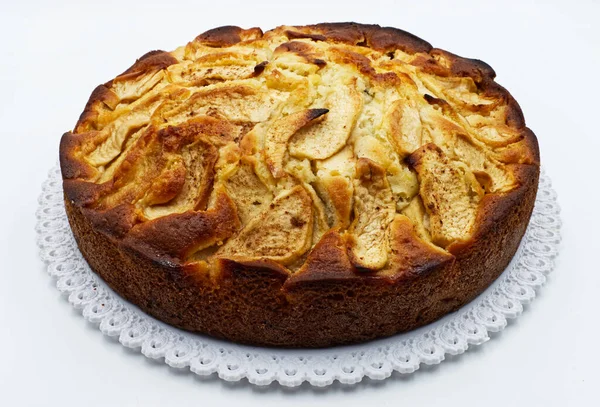 Torta Mele Appena Fatta Casa Sfondo Bianco — Foto Stock