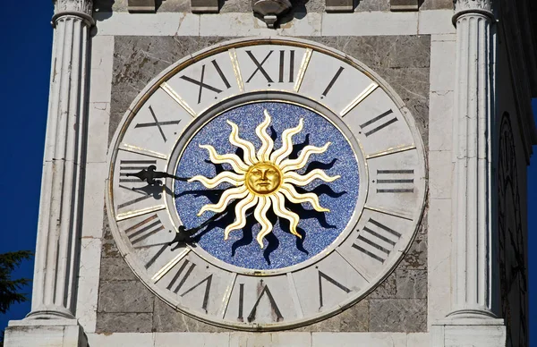 Torre Del Reloj Plaza Libertad Ver Cerca Udine Italia — Foto de Stock