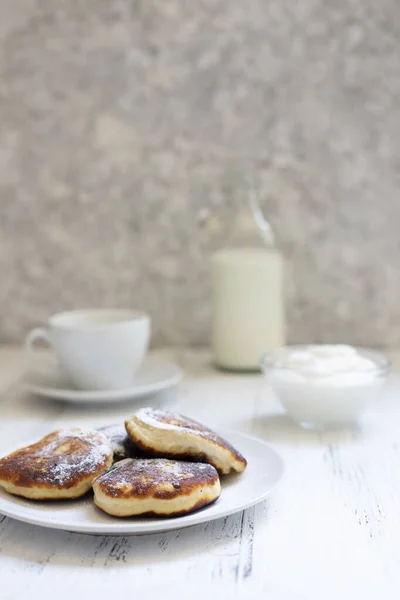 Cottage Cheese Pancake Cheesecakes Atas Meja Syrniki Atau Sirniki Sarapan — Stok Foto
