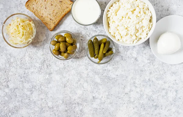 Variedade Alimentos Fermentados Probióticos Saudáveis Fundo Claro Vista Superior — Fotografia de Stock