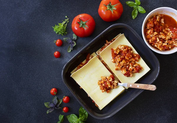 Recept Voor Zelfgemaakte Italiaanse Lasagne Met Tomatensaus Vlees Gefaseerd Recept — Stockfoto