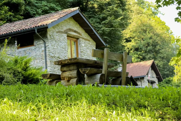 Holiday home in the woods on the trail of wonders, canton Ticino