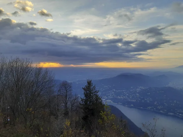 Belo Pôr Sol Com Vista Para Montanhas Lago Como Lombardia — Fotografia de Stock