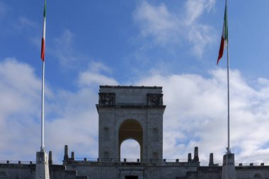 Asiago ya da Leiten tapınağı, büyük tarihi anıt ve Birinci Dünya Savaşı 'nın en önemli askeri mezarlarından biri.