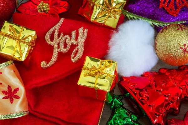 Noël et Nouvel An fond avec des décorations — Photo