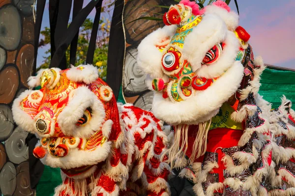 Löwentanz bei chinesischer Neujahrsfeier — Stockfoto