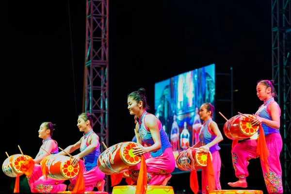 Jinan acrobatic troupe — Stock Photo, Image