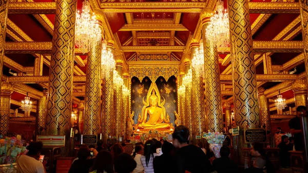 Правообладатель иллюстрации Phra Phuttha Charat Buddha / Wat Phra Si Rattana Mahathan — стоковое фото