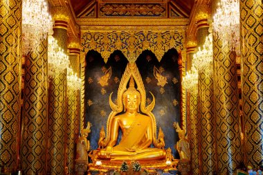 Phra Phuttha Chinnarat Buda resim Wat Phra Si Rattana Mahathat Tapınağı Phitsanulok, Tayland