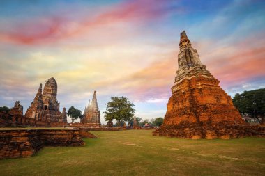 Ayutthaya Historical Park, Unesco Dünya Mirası Tayland tapınakta WAT Chaiwatthanaram