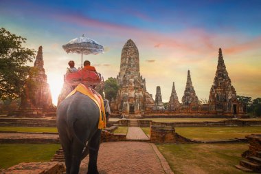 Ayuthaya Historical Park, Unesco Dünya Mirası Tayland tapınakta WAT Chaiwatthanaram