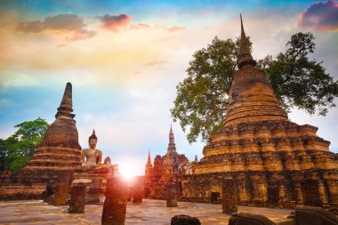 WAT Mahathat Tapınağı'nda Sukhothai Tarih Parkı, Unesco Dünya Mirası Tayland