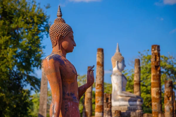 Świątynia Wat Sa Si o Park historyczny Sukhothai, wpisanego na listę światowego dziedzictwa UNESCO w Tajlandii — Zdjęcie stockowe