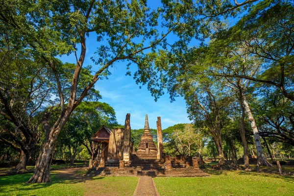 Wat Nang Phaya en el Parque Histórico Si Satchanalai, Patrimonio de la Humanidad por la UNESCO en Tailandia — Foto de Stock