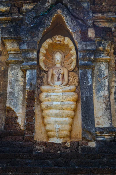 Wat Chedi Jet Thaew al Si Satchanalai Historical Park, patrimonio mondiale dell'UNESCO in Thailandia — Foto Stock