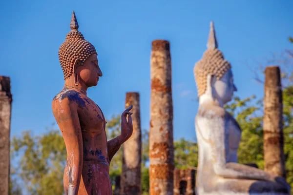 Świątynia Wat Sa Si o Park historyczny Sukhothai, wpisanego na listę światowego dziedzictwa UNESCO w Tajlandii — Zdjęcie stockowe