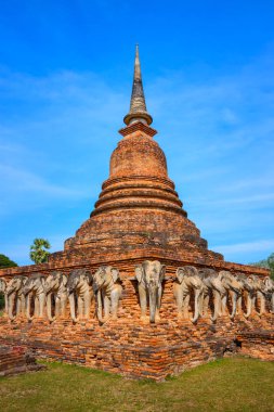 WAT Sorasak Tapınağı'nda Sukhothai Tarih Parkı, Unesco Dünya Mirası Tayland