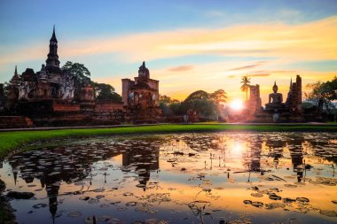 WAT Mahathat Tapınağı'nda Sukhothai Tarih Parkı, Unesco Dünya Mirası Tayland