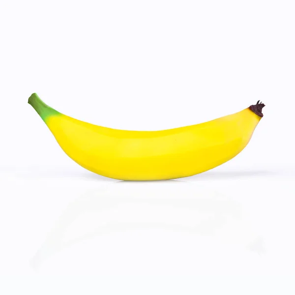 Geïsoleerde banaan op wit — Stockfoto