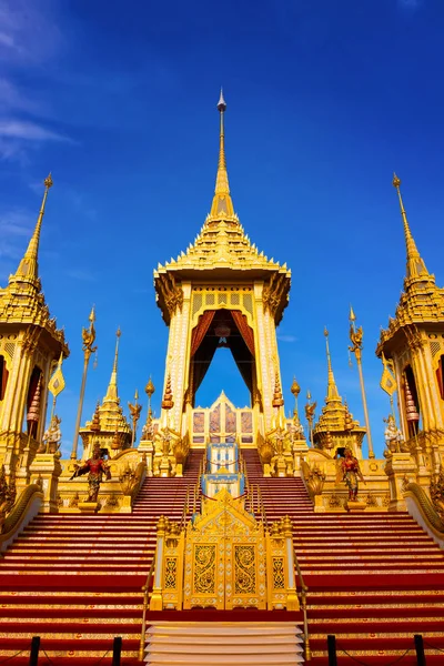 Bangkok, Tayland - 9 Kasım 2017: Hi Kraliyet krematoryum — Stok fotoğraf