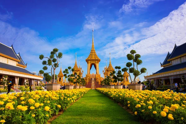 Bangkok, Thailand - November 9 2017: Det kungliga krematoriumet Hi — Stockfoto