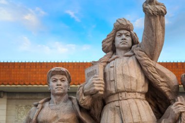 1976 'da vefat eden Çin Komünist Partisi Başkanı Mao Zedong' un son dinlenme yeri olan Başkan Mao 'nun Anıt Salonu' ndaki insanların anıtı.