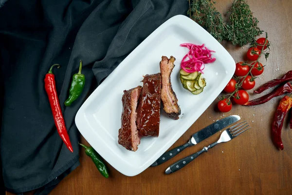 Close View Tasty Delicious Bbq Coocked Ribs Barbecue Sauce White — Stock Photo, Image