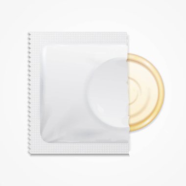 Gerçekçi 3D Detaylı Kondom Paketi. Vektör