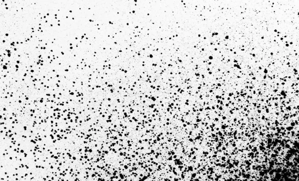 Beyaz arkaplanda siyah püskürtücü izole edilmiş..