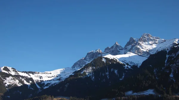 프랑스 겨울의 프랑스 알프스산맥 — 스톡 사진