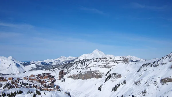 Les Alpes Françaises Hiver Station Ski Avoriaz France — Photo
