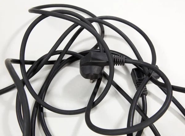 El cable del ordenador sobre fondo blanco — Foto de Stock