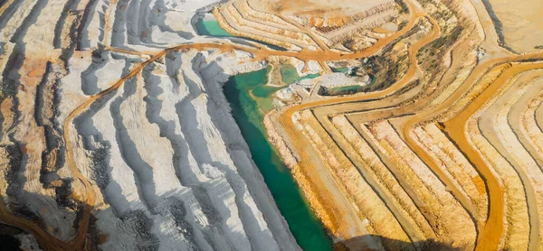 Bovenaanzicht Een Zandgroeve Arial Uitzicht Een Mijnbouw Van Natuurlijke Hulpbronnen — Stockfoto