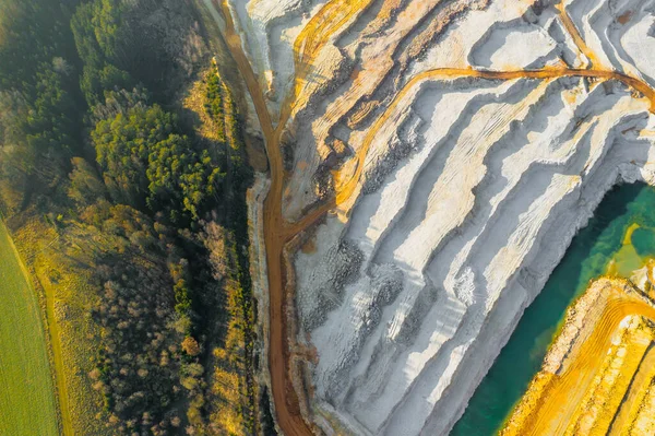 Vue Dessus Sur Une Carrière Sable Long Une Route Sandpit Image En Vente