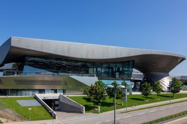 BMW Welt, Olympiapark yakınlarında, Münih, Almanya, Mart 2020