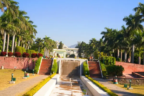 Yadavindra Gardens, also known as Pinjore Gardens — Stock Photo, Image